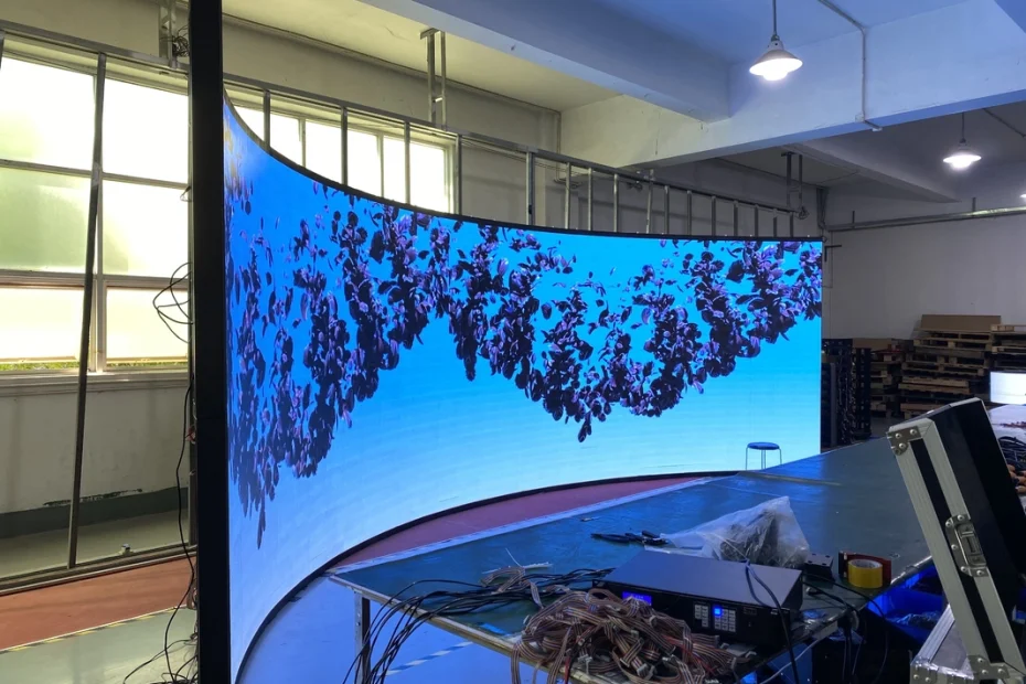 Flexible LED screens