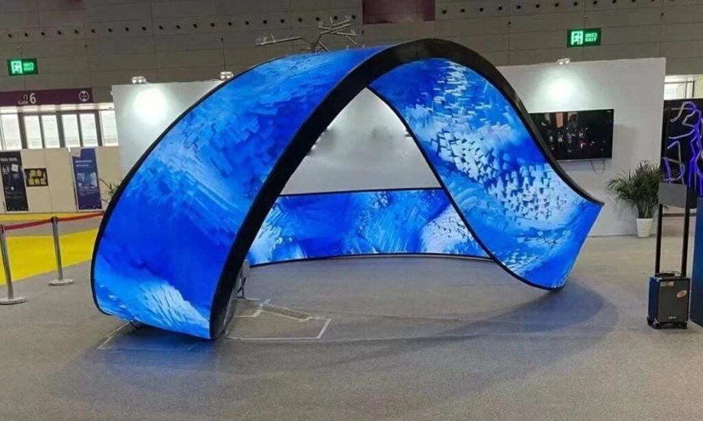 How to Choose a Flexible LED Display [Buyer's Guide] - Radiant
